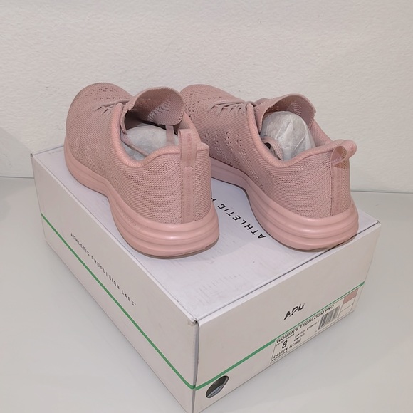 APL Women’s TechLoom Pro Sneakers – Size 8 – Dusty Rose - Picture 6 of 9